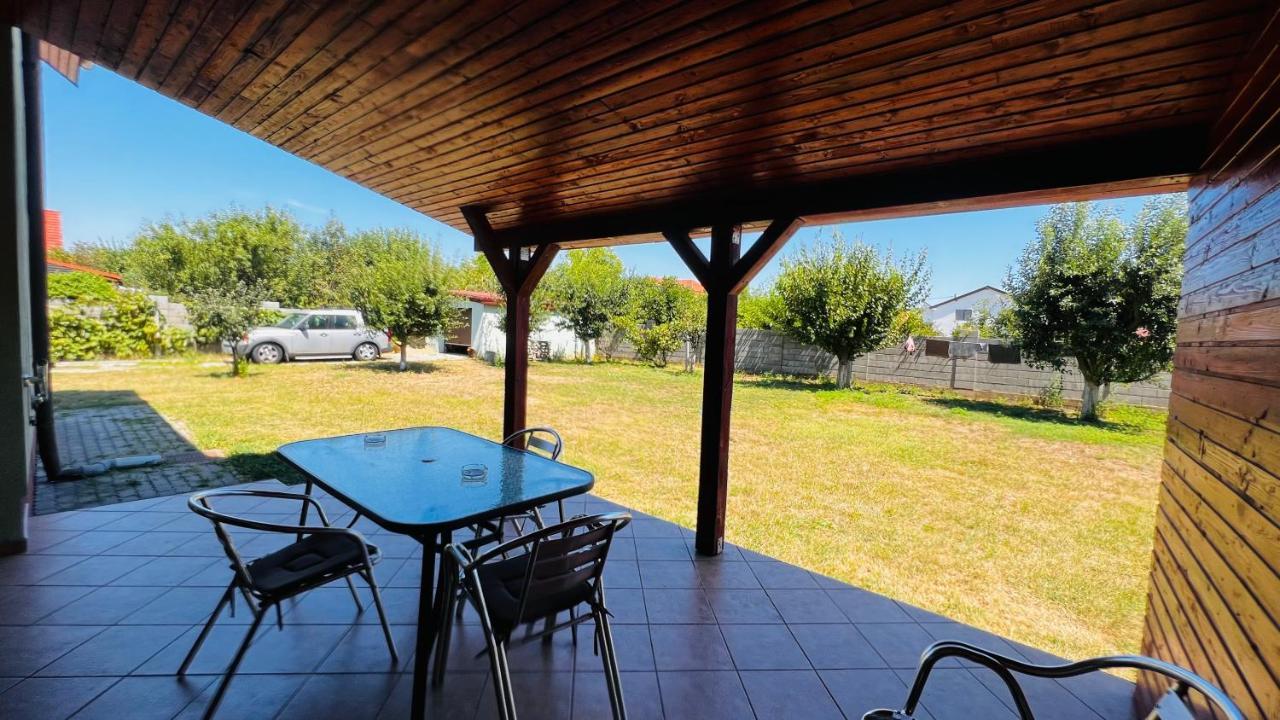 Villa Casa Vio à Timişoara Extérieur photo