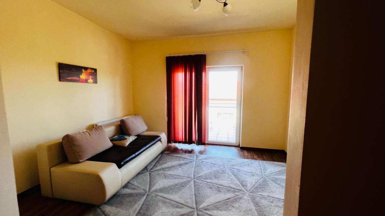 Villa Casa Vio à Timişoara Extérieur photo