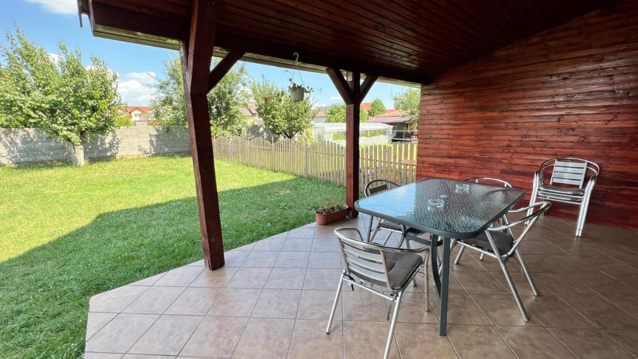 Villa Casa Vio à Timişoara Extérieur photo